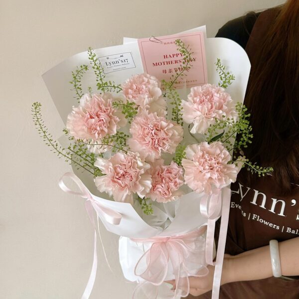 Mother’s Love - Pink/Red Carnation (MTD148)